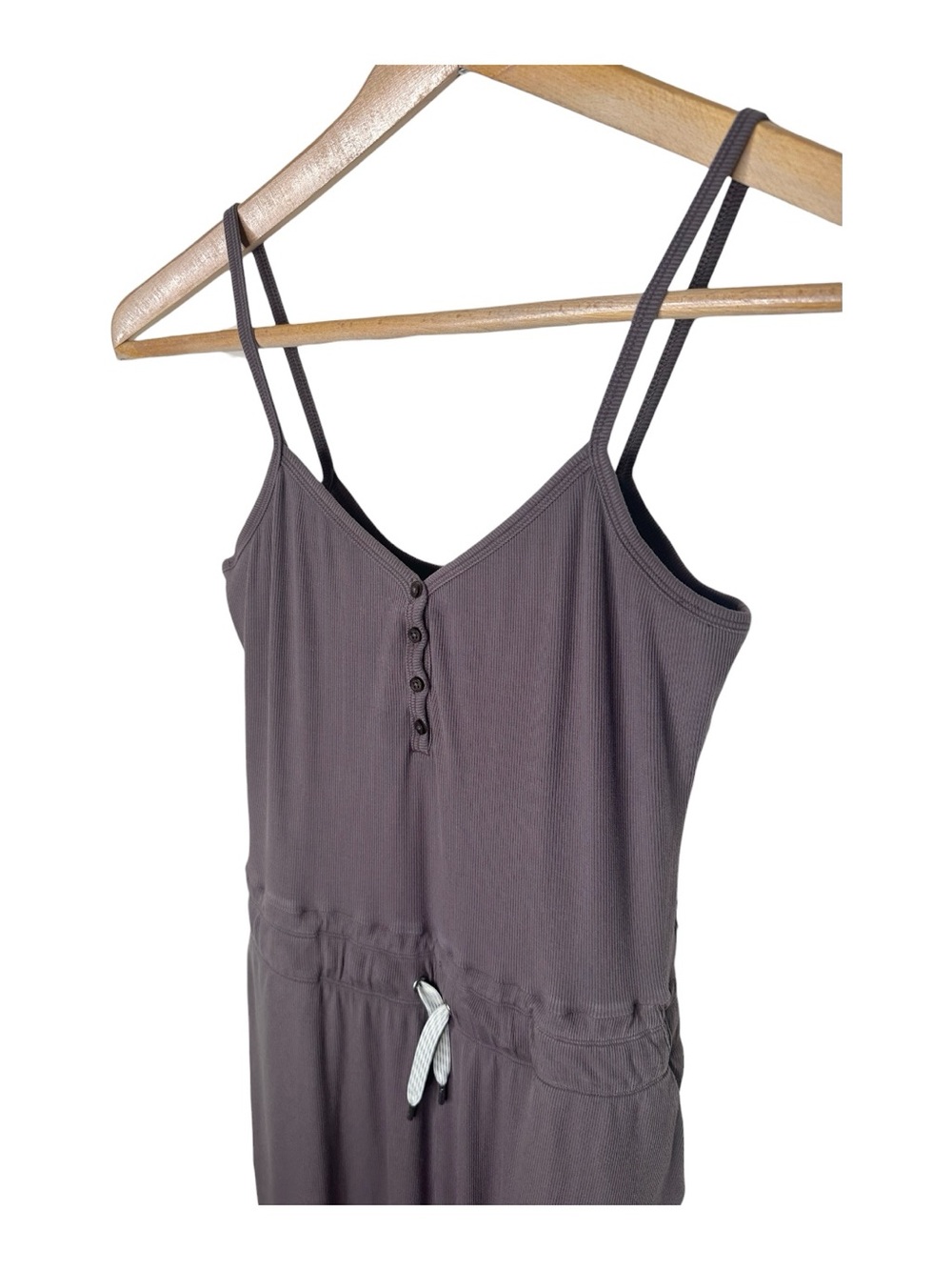 Vuori Pose Henley Jumpsuit Size Medium Brown Wide Leg Stretchy Pockets - Picture 5 of 16